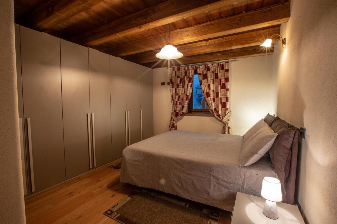 L'Atelier Du Temps - Les Greniers Appartements Аоста Екстериор снимка
