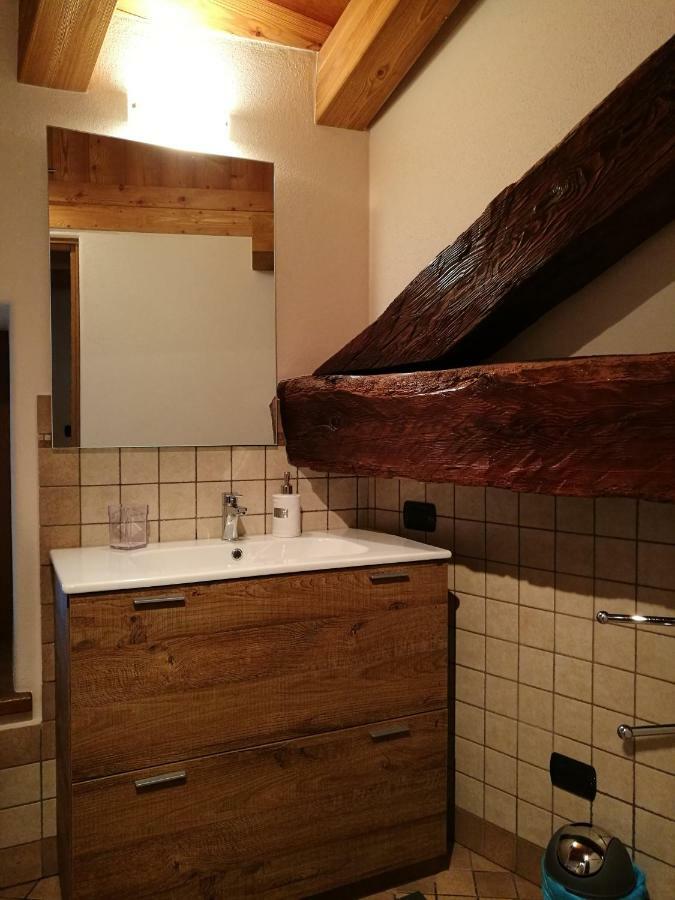 L'Atelier Du Temps - Les Greniers Appartements Аоста Екстериор снимка
