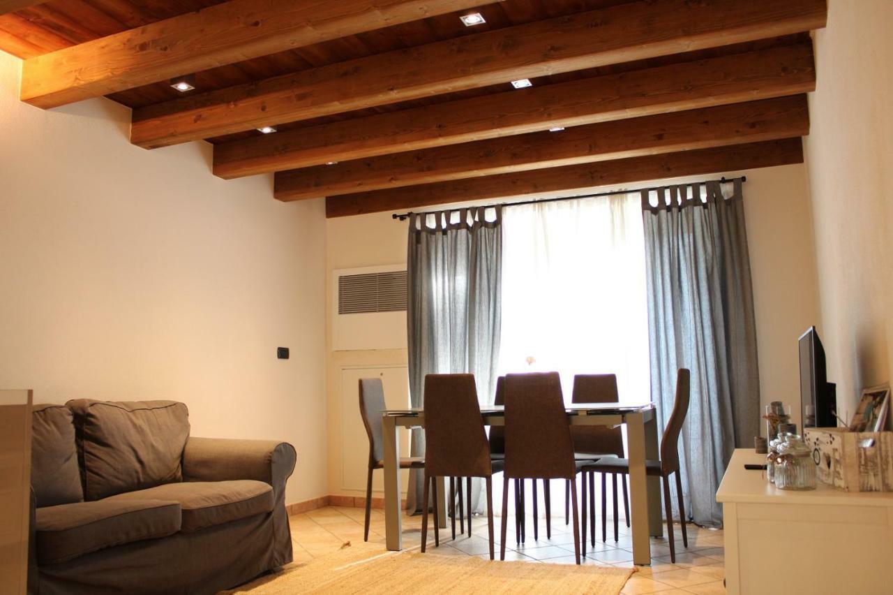 L'Atelier Du Temps - Les Greniers Appartements Аоста Екстериор снимка